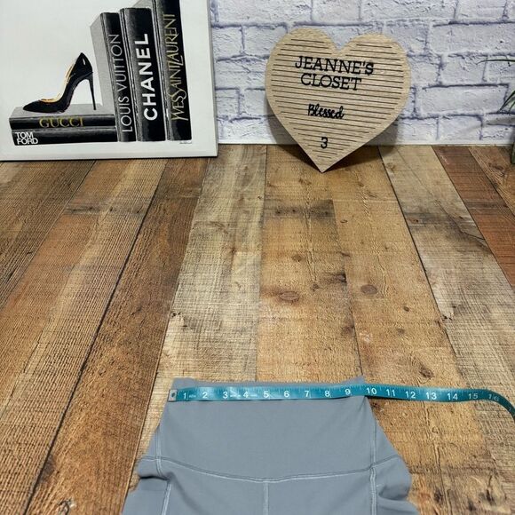 Lululemon Align High Rise Pant with Pockets 25"
Rhino Grey size 2 - Picture 7 of 11